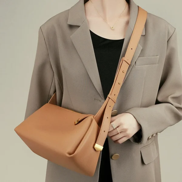 2023 New Fashion Simple Boston Bag Genuine Leather Women Tote Bag Large Capacity Handbag Ladies Fashion Shoulder Bag