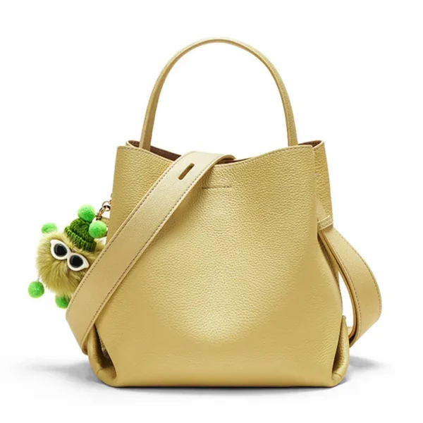 Genuine Leather Bucket Bag Fashion Handbags for Women Designer Luxury Shoulder Crossbody Tote Bags with Cartoon Pendant 2022 New