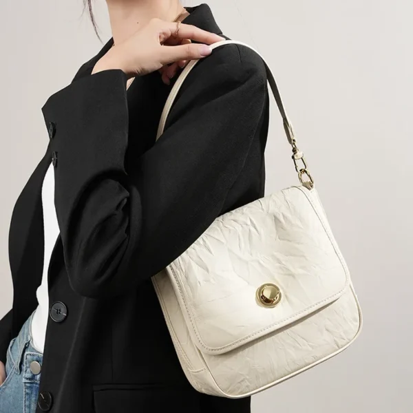 New 2023 Fashion ClassicsTote Bag High Quality Shoulder Bag Solid Color Quality Soft Leather Crossbody Lady Travel Tote Bag